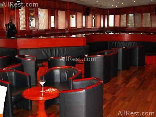 Dhow Palace Hotel 34